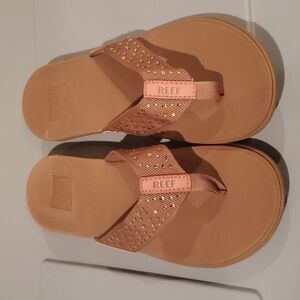 Reef Women's Tan Sandals with Gold Studs